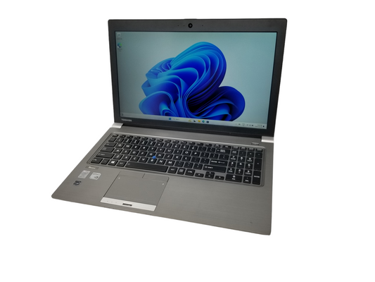 Toshiba Tecra Z50-A - 15 inch FHD - Core i7 - 256GB SSD - Webcam HDMI - Win 11 - Excellent Electronics