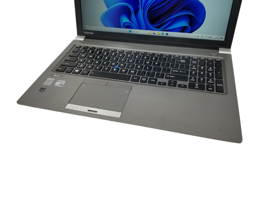 Toshiba Tecra Z50-A - 15 inch FHD - Core i7 - 256GB SSD - Webcam HDMI - Win 11 - Excellent Electronics